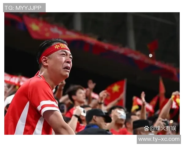 某退役足球明星重返赛场引发热议球迷期待新篇章